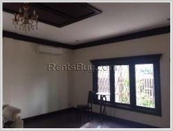 ID: 2440 - Nice house in town by pave road near Mercure hotel