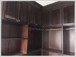 ID: 2440 - Nice house in town by pave road near Mercure hotel