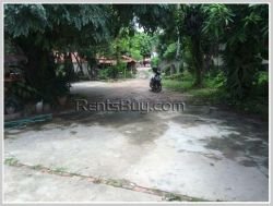 ID: 3317 - Beautifull house near local fresh market for rent in Sikhottabong district.