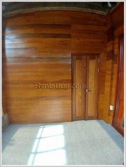 ID: 303 - House with fully furnished by pave road for rent in Sikhottabong district