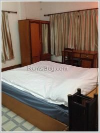 ID: 1398 - Old style house in the city for rent