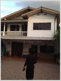 ID: 1398 - Old style house in the city for rent