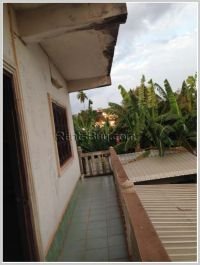 ID: 1398 - Old style house in the city for rent