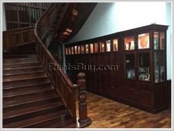 ID: 4003 - The luxury house near National University of Laos for rent in Sikhottabong distric