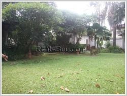 ID: 3752 - Beautiful house with large garden in prime location near Mekong River for rent