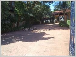 ID: 3464 - Lao style house for rent next to Mekong Riverfront.