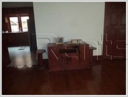 ID: 3118 - Lao style house with large yard for rent in Diplomatic area