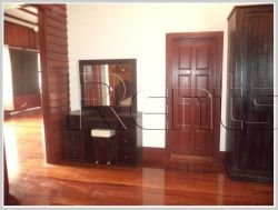 ID: 3118 - Lao style house with large yard for rent in Diplomatic area