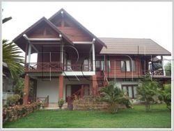 ID: 3118 - Lao style house with large yard for rent in Diplomatic area