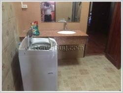 ID: 2010 - Lao style house near VIS