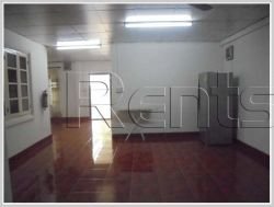 ID: 3163 - The classic house with large garden and fully furnished in town by good access for rent