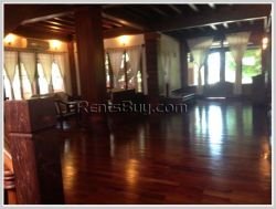 ID: 2390 - Luxury Lao style house near VIS