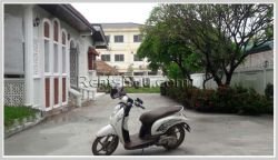 ID: 3157 - Private house close to Phanyathip for rent next to concrete road