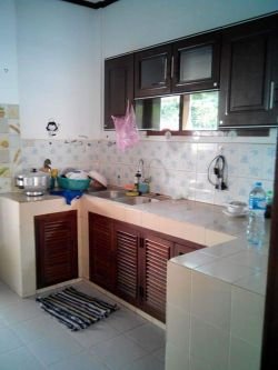 ID: 1587 - House around Setthathirat Hospital