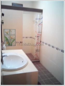 ID: 2457 - Lao style house with natural view in foreign community