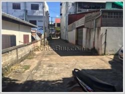 ID: 3381 - The nice house near M-point mart with fully furnished for rent in Sisattanak district