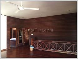 ID: 3425 - Lao style house for rent near faculty of law and political area.