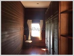 ID: 3425 - Lao style house for rent near faculty of law and political area.