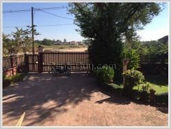 ID: 3425 - Lao style house for rent near faculty of law and political area.