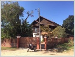 ID: 3425 - Lao style house for rent near faculty of law and political area.