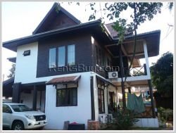 ID: 753 - Lao style house near Mekong