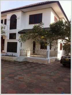 ID: 3567 - Modern house by pave road for rent near near Faculty of Law(Donnokkoum)