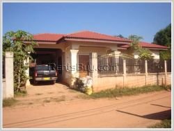 ID: 3293- Nice villa with fully furnished near Law school for rent