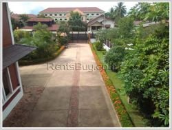 ID: 776 - Brand new modern house near market