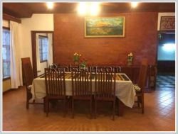 ID: 2513 - Lao style house in town by good access near Golf club