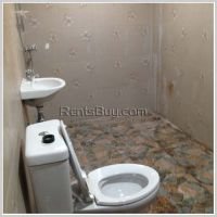 ID: 2359 - Ongoing construction Lao modern house by Mekong