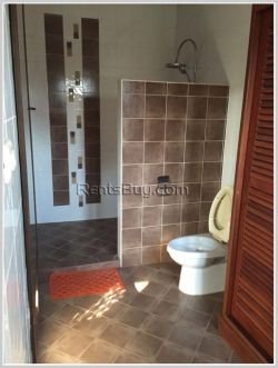 ID: 3100 - Private family living ! The house with large garden and swimming pool for rent