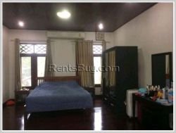 ID: 3928 - The luxury house with large parking for rent in Sisattanak district