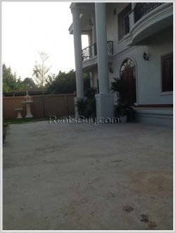 ID: 3079 - House near VIS for rent in Sisattanak district