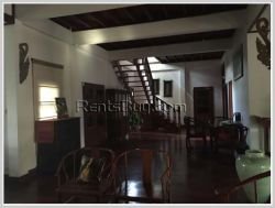 ID: 3100 - Private family living ! The house with large garden and swimming pool for rent