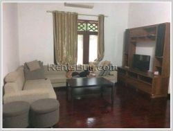 ID: 3928 - The luxury house with large parking for rent in Sisattanak district