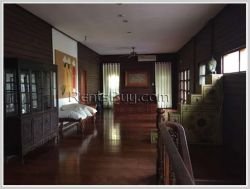 ID: 3100 - Private family living ! The house with large garden and swimming pool for rent