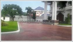 ID: 3811 - Luxury house with large garden and swimming pool for rent