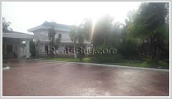 ID: 3811 - Luxury house with large garden and swimming pool for rent
