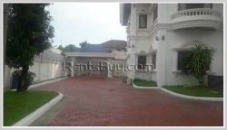 ID: 3811 - Luxury house with large garden and swimming pool for rent