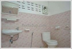 ID: 3728 - Low rental house in city with large parking for rent