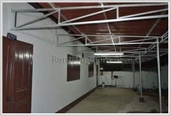 ID: 3728 - Low rental house in city with large parking for rent