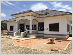 ID: 4028 - Affordable villa in Phonpanao Village near Daovieng Wedding Convention Hall for rent