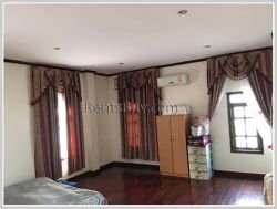 ID: 3712 - Newly built house near Setthathirath Hospital for rent