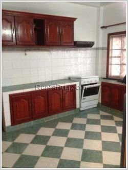 ID: 2513 - Lao style house in town by good access near Golf club