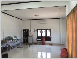 ID: 4028 - Affordable villa in Phonpanao Village near Daovieng Wedding Convention Hall for rent