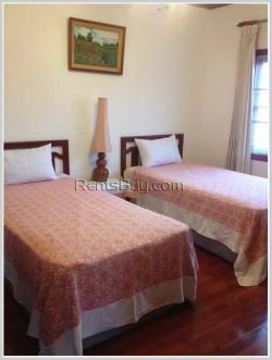 ID: 2513 - Lao style house in town by good access near Golf club