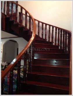 ID: 3613 - Modern house near National University of Laos for rent