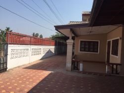 ID: 4443 -House for rent, house far for main road 20m in Ban Hongkaikeo