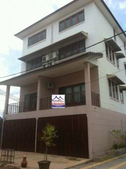 ID: 4500- Shop house near Loungloth Restaurant for rent in Ban Thongphanthong
