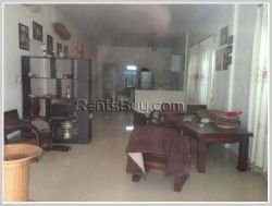 ID: 3458 - Nice house for sale by pave road, 2,5Km to Lao-Thai Friendship Bridge